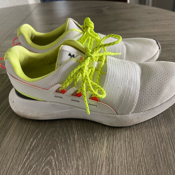 Under Armour Shoes - Picture 2 of 10